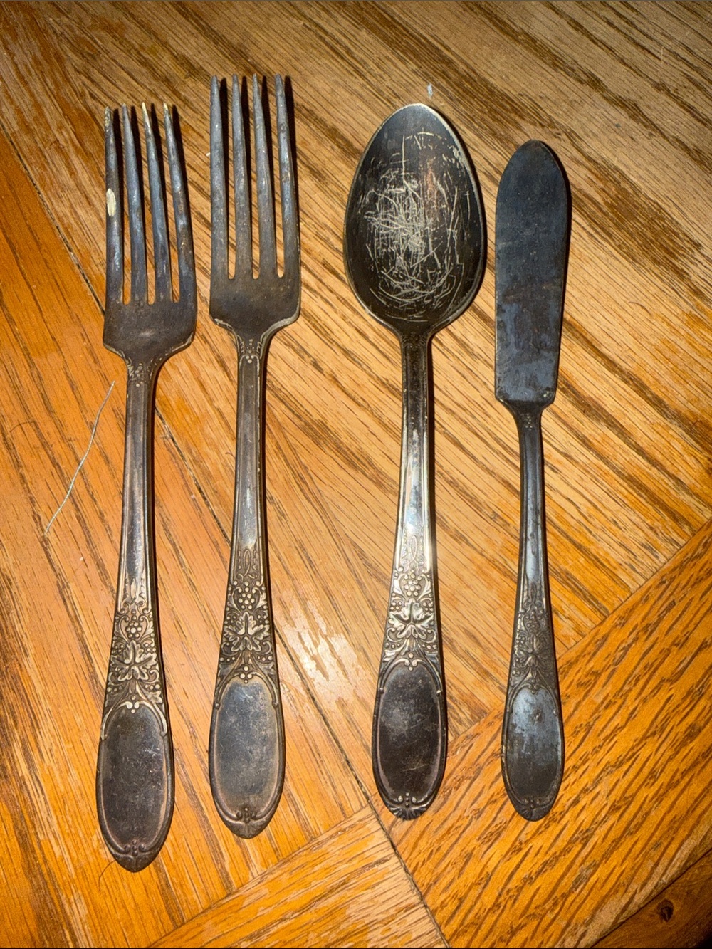 Floral-Handled Black Flatware Place Setting - Forks, Spoon & Knife